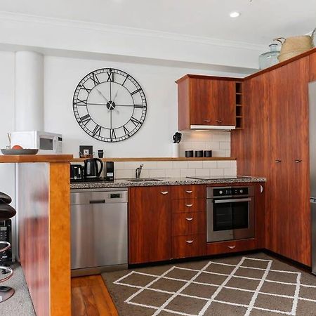 Spacious Water-Front Apartment -Princes Wharf 2219 Auckland Eksteriør billede