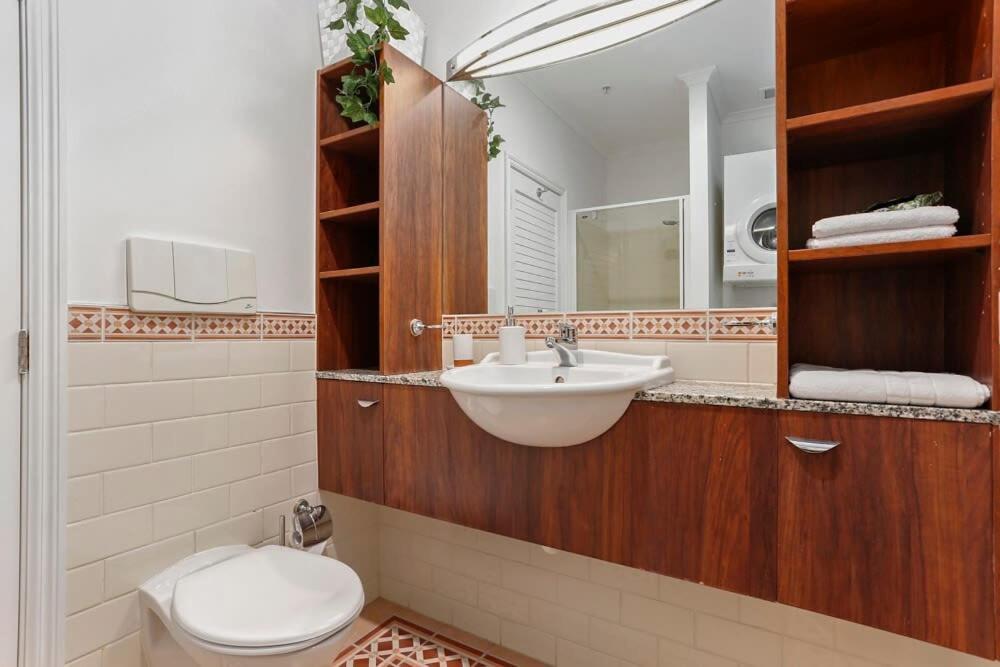 Spacious Water-Front Apartment -Princes Wharf 2219 Auckland Eksteriør billede