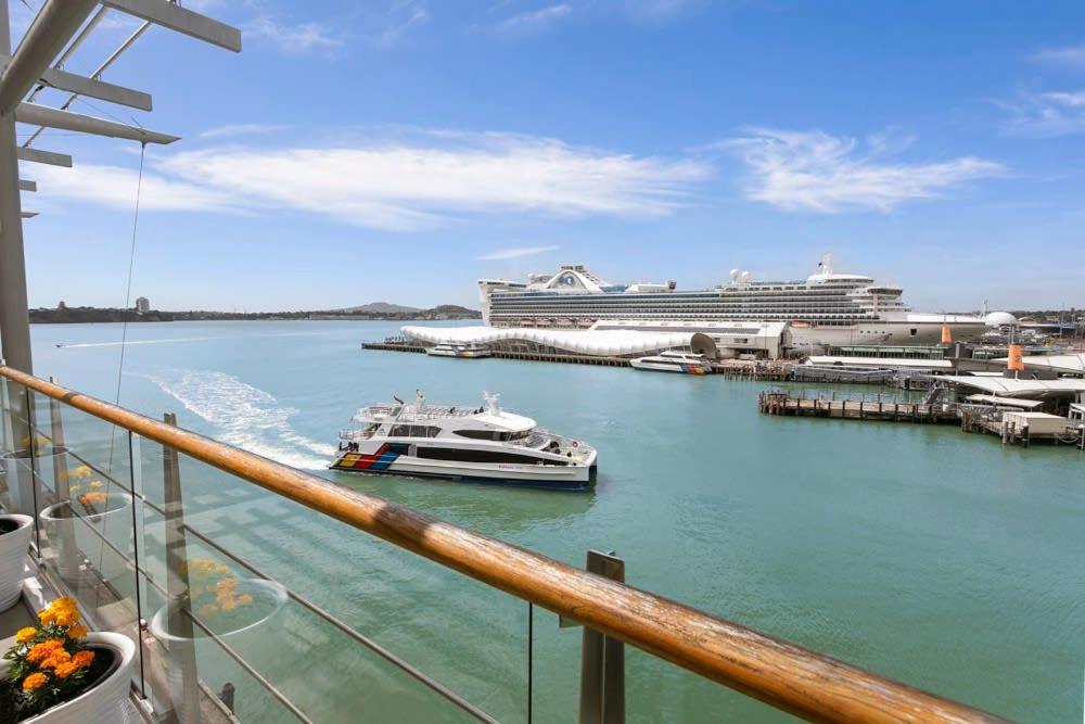 Spacious Water-Front Apartment -Princes Wharf 2219 Auckland Eksteriør billede
