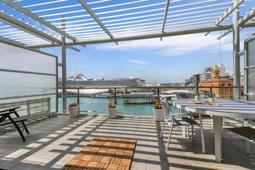 Spacious Water-Front Apartment -Princes Wharf 2219 Auckland Eksteriør billede